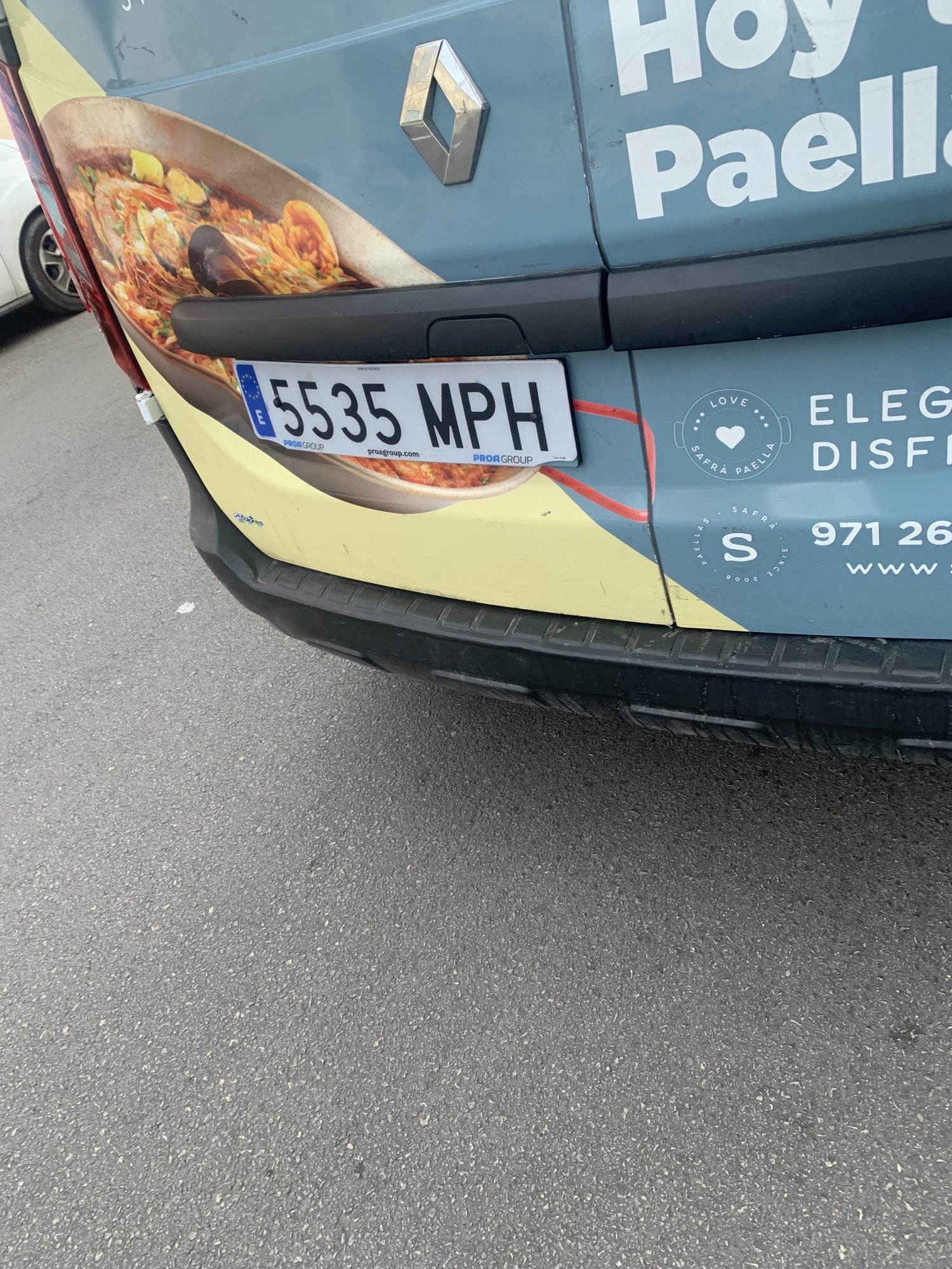 Numer rejestracyjny 5535MPH posiada RENAULT EXPRESS