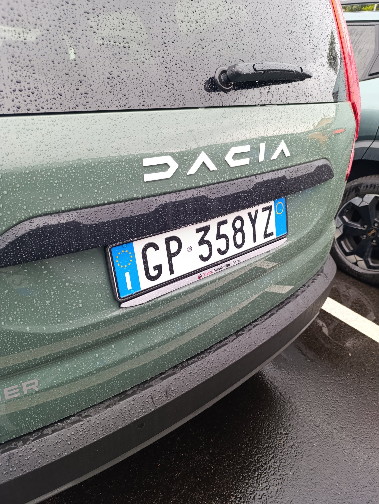 Le numéro d’enregistrement GP358YZ a DACIA JOGGER