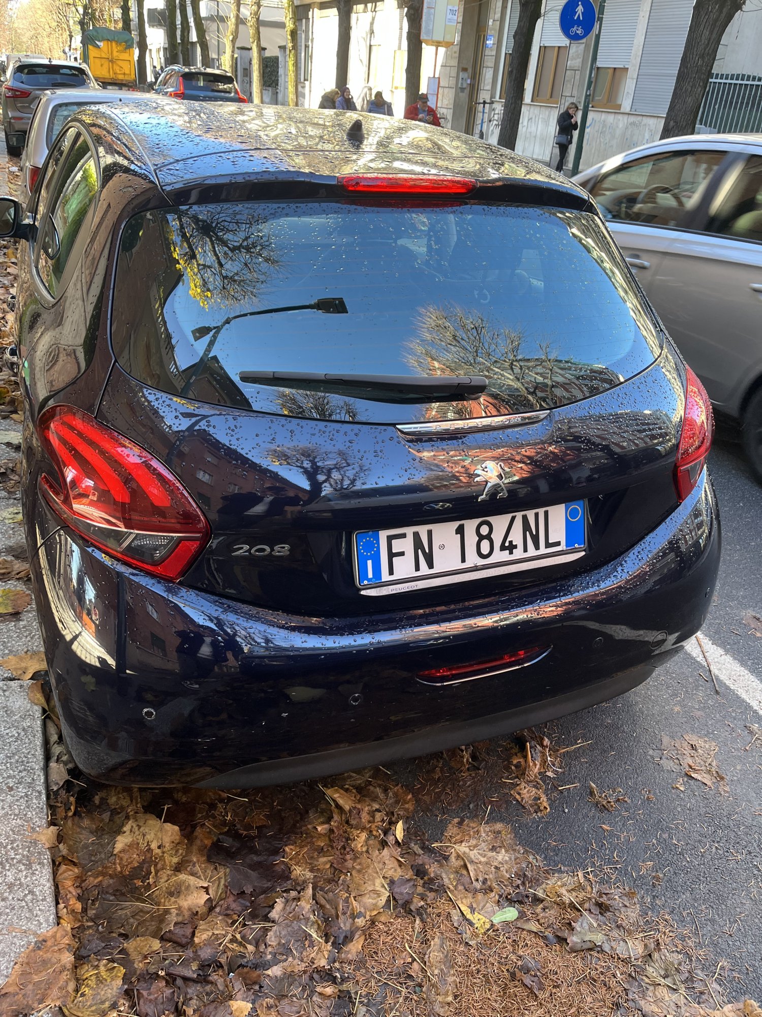 Numer rejestracyjny FN184NL posiada PEUGEOT 208 1o serie