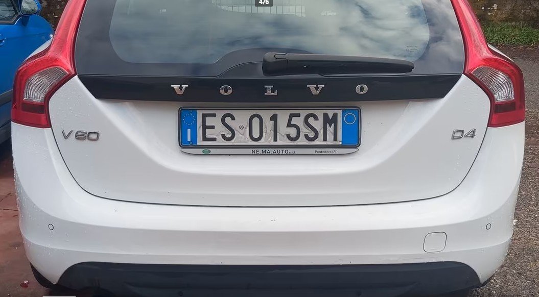 Numer rejestracyjny ES015SM posiada VOLVO V60 V60 D3 Summum (120 kw)