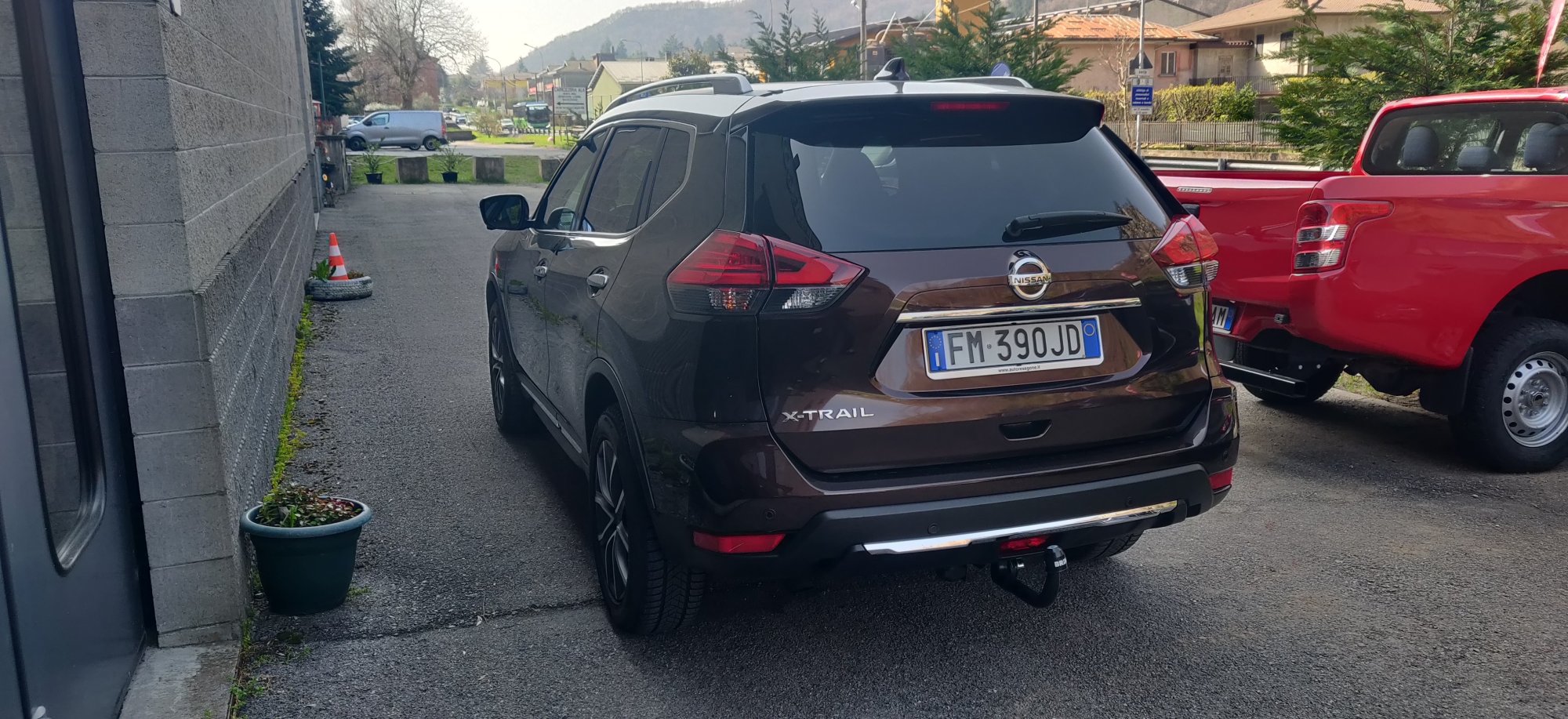 Numer rejestracyjny FM390JD posiada NISSAN X-Trail 3a serie