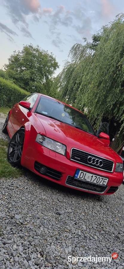 Numer rejestracyjny DL 1707E posiada AUDI A4 QUATTRO - DL1707E