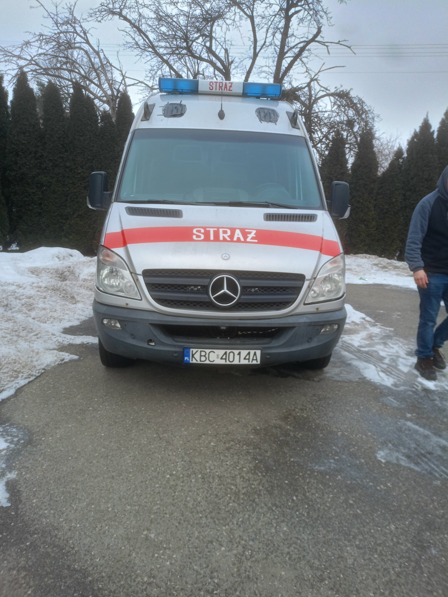 Numer rejestracyjny KBC 4014A posiada MERCEDES-BENZ 516 Sprinter CDI E5 5.0t 516 Sprinter CDI E5 5.0t - KBC4014A Numer rejestracyjny KBC 4014A posiada MERCEDES-BENZ 516 Sprinter CDI E5 5.0t 516 Sprinter CDI E5 5.0t - KBC4014A