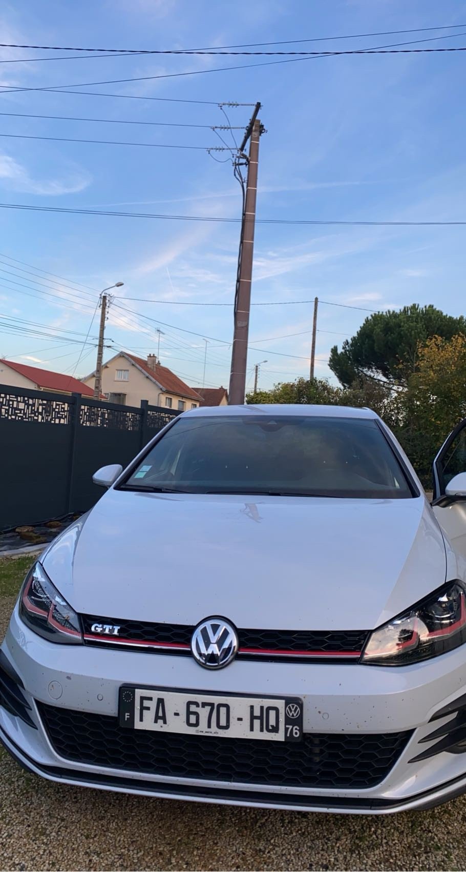 Numer rejestracyjny FA670HQ posiada VOLKSWAGEN GOLF VII