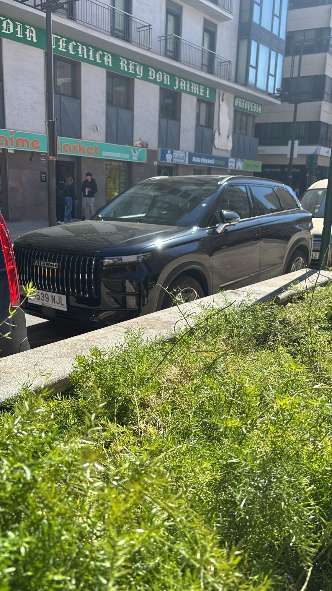 Numer rejestracyjny 5399NJL posiada CUPRA LEON