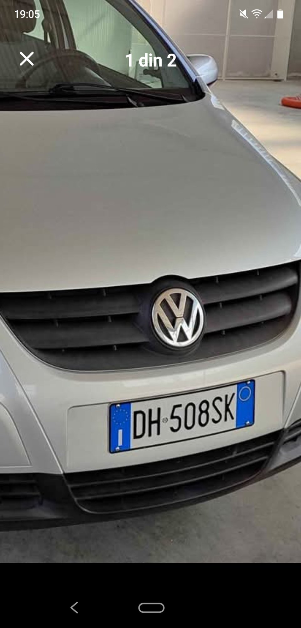 Numer rejestracyjny DH508SK posiada VOLKSWAGEN Fox