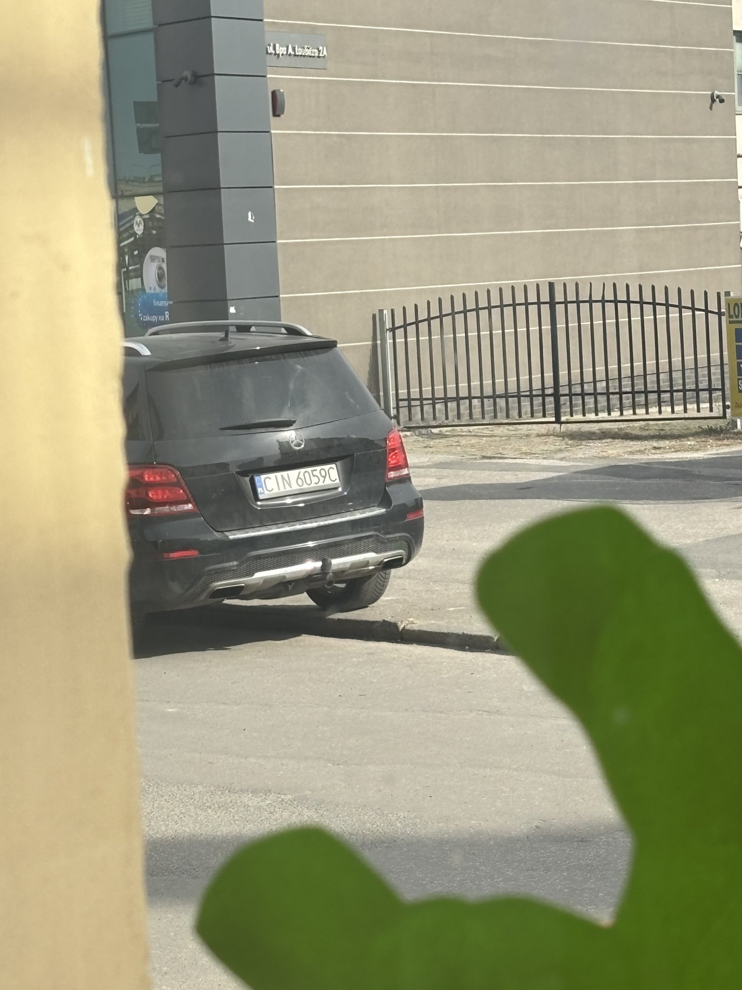 Numer rejestracyjny CIN 6059C posiada MERCEDES-BENZ GLK 220 CDI BlueTEC MR`12 E5 X204 GLK 220 CDI BlueTEC MR`12 E5 X204 - CIN6059C