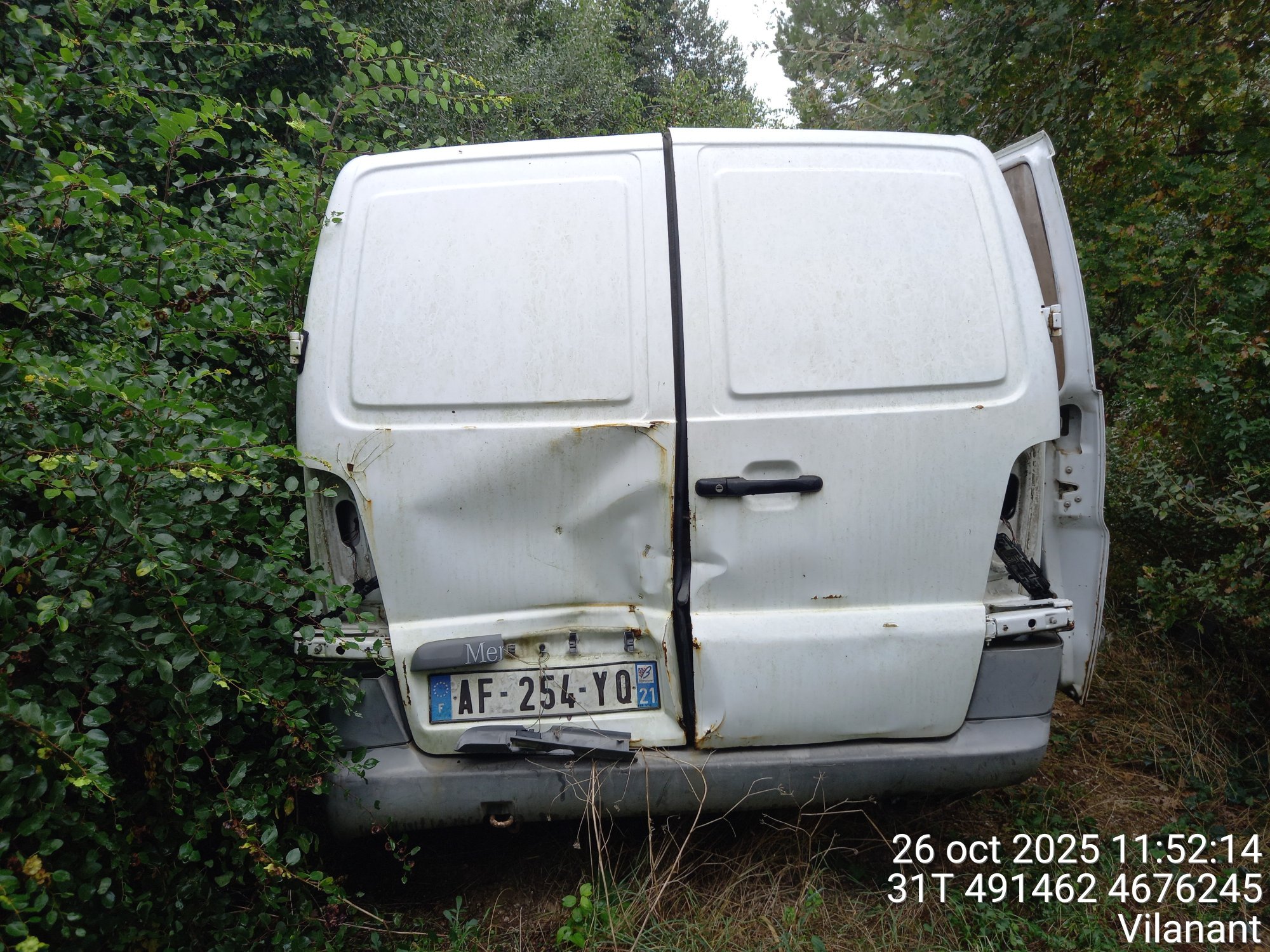 Numer rejestracyjny AF254YQ posiada MERCEDES VITO 108 CDI Numer rejestracyjny AF254YQ posiada MERCEDES VITO 108 CDI