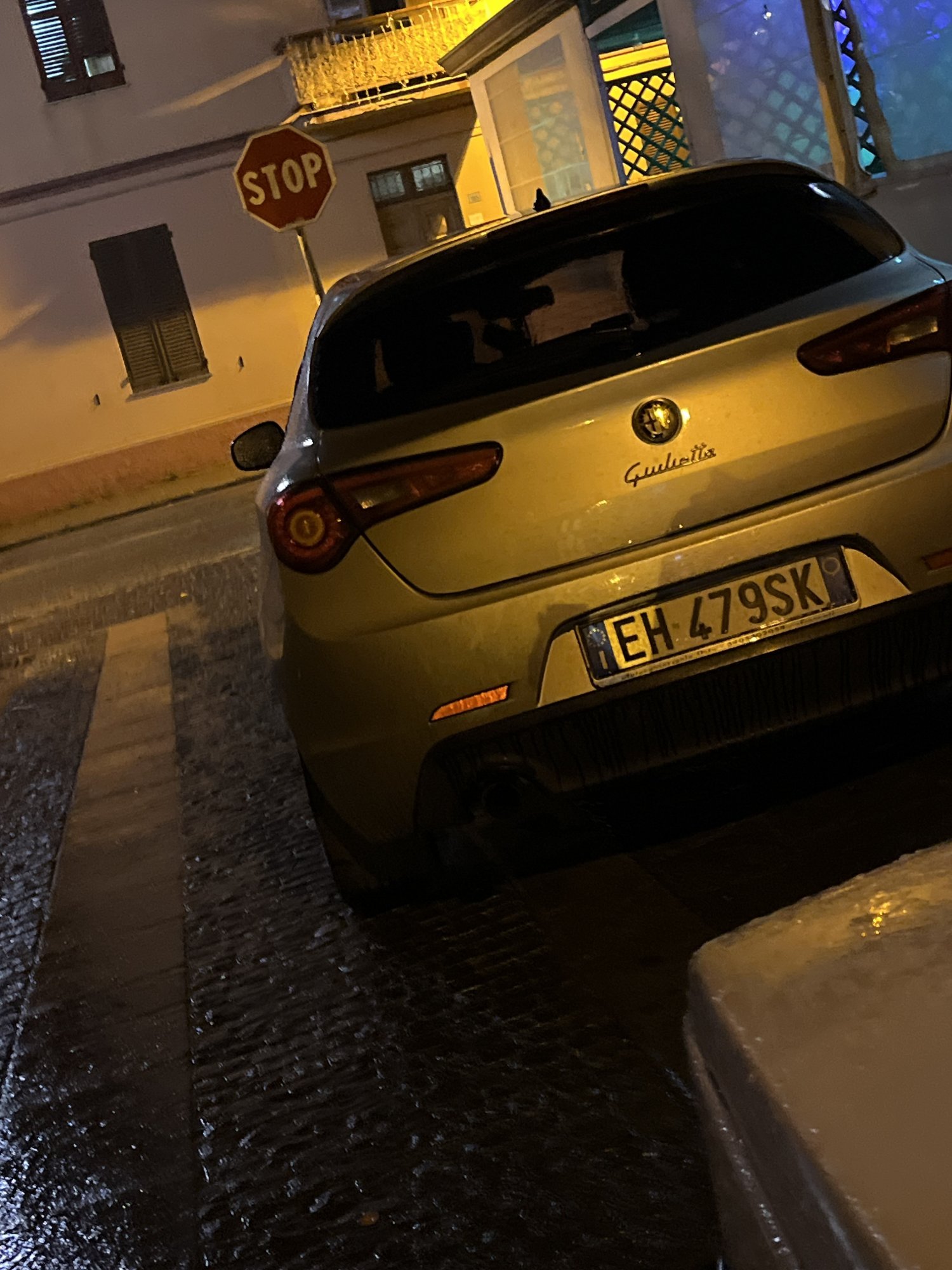 Numer rejestracyjny EH479SK posiada ALFA ROMEO Giulietta