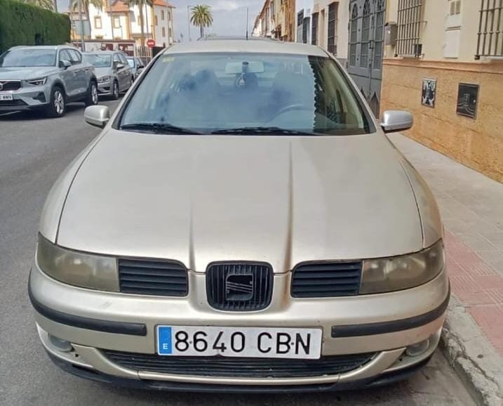 Numer rejestracyjny 8640CBN posiada SEAT TOLEDO