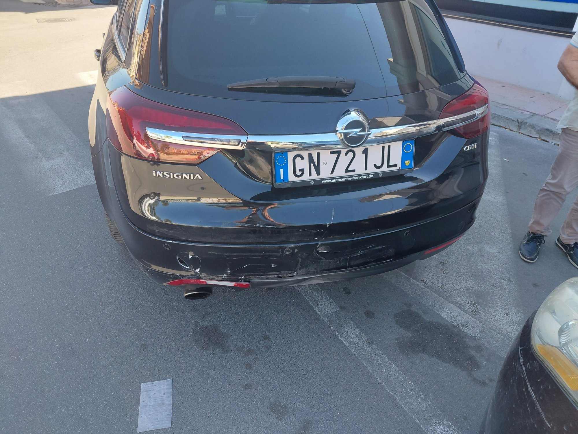 Реєстраційний номер GN721JL має Opel Insignia 1.6T