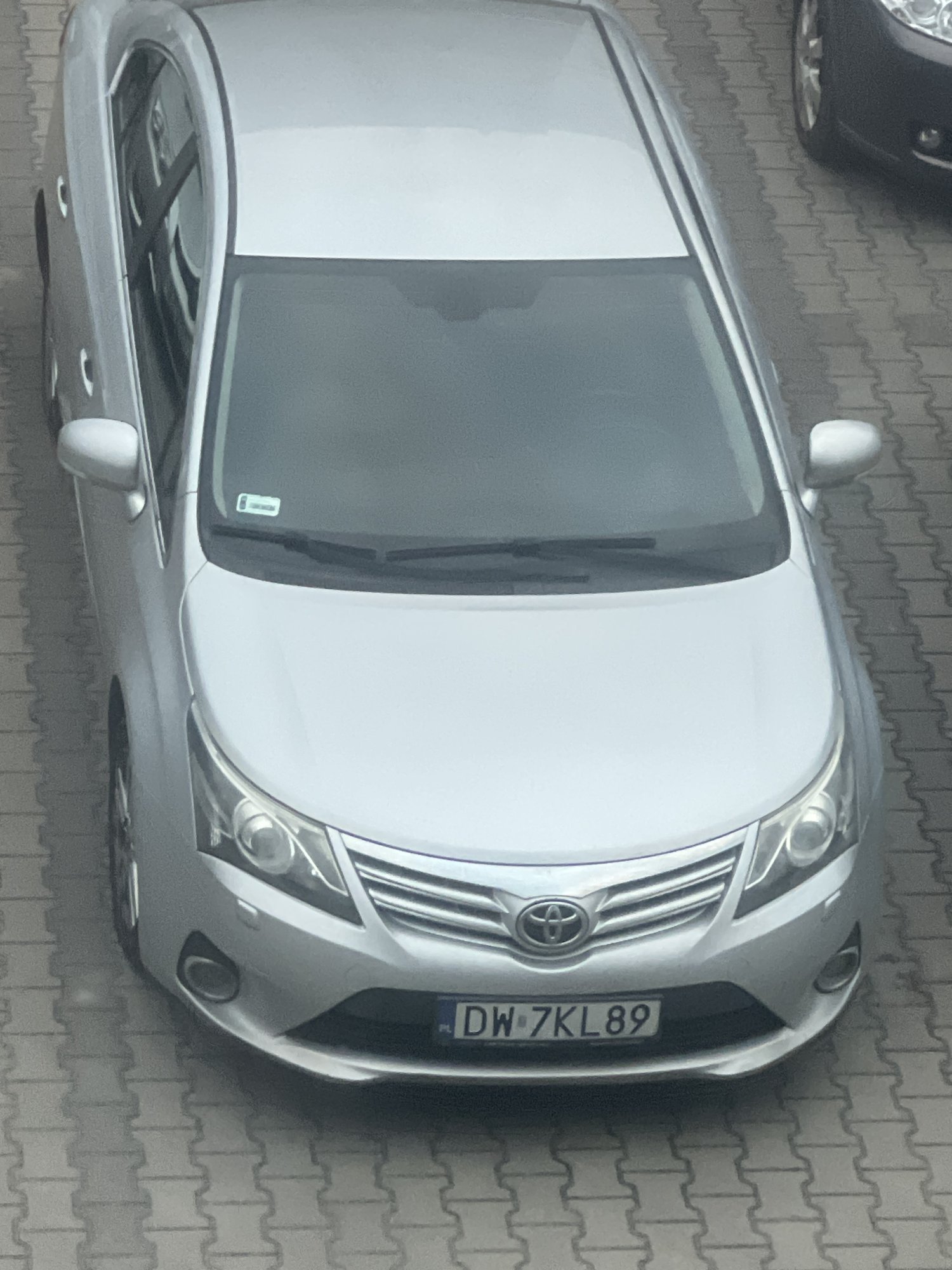Numer rejestracyjny DW 7KL89 posiada TOYOTA Avensis Sedan 2.0 Diesel MR`12 E5 Active - DW7KL89