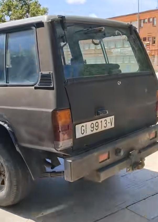 Numer rejestracyjny GI9913V posiada NISSAN PATROL