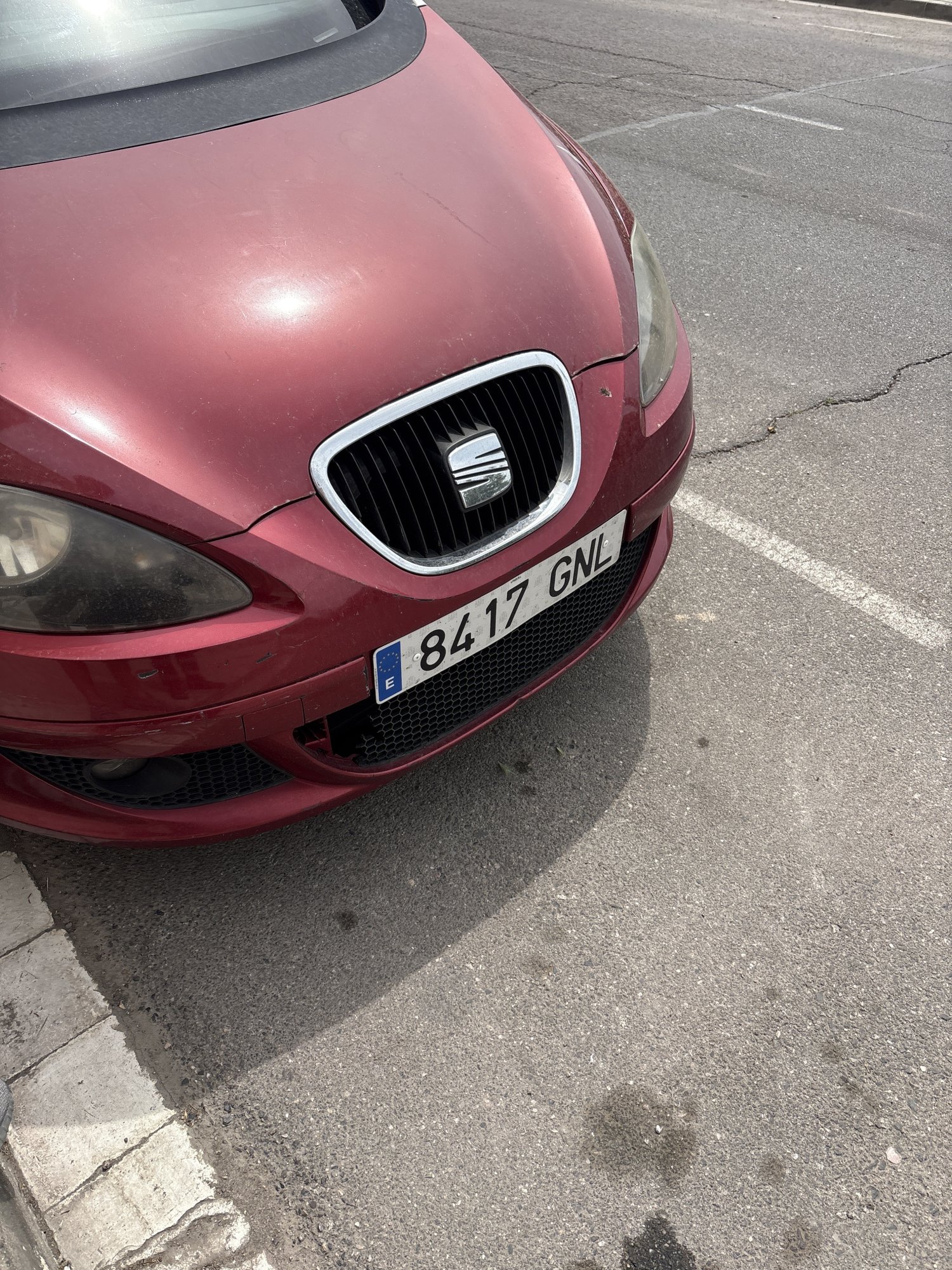 Numer rejestracyjny 8417GNL posiada SEAT ALTEA