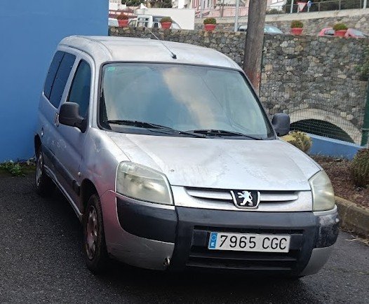 Numer rejestracyjny 7965CGC posiada PEUGEOT PARTNER