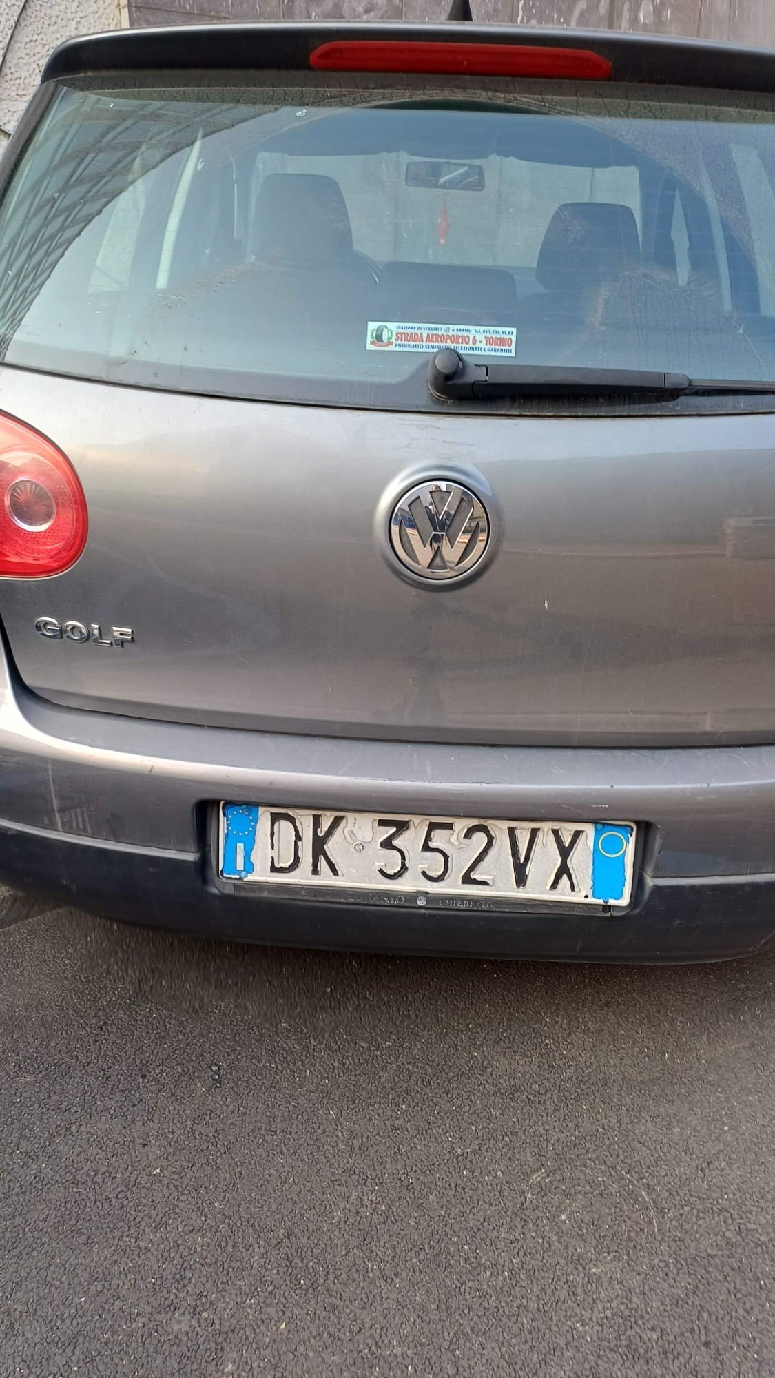 Numer rejestracyjny DK352VX posiada VOLKSWAGEN Golf 5a serie Numer rejestracyjny DK352VX posiada VOLKSWAGEN Golf 5a serie