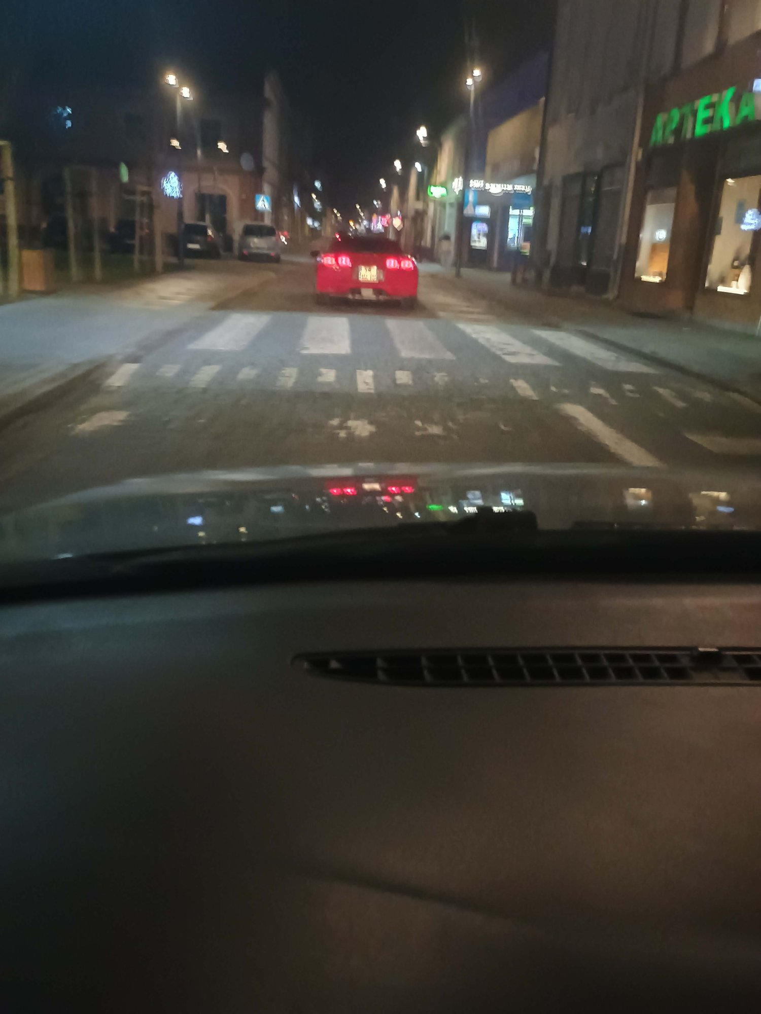 Numer rejestracyjny R9ARROW posiada MERCEDES-AMG AMG GT R