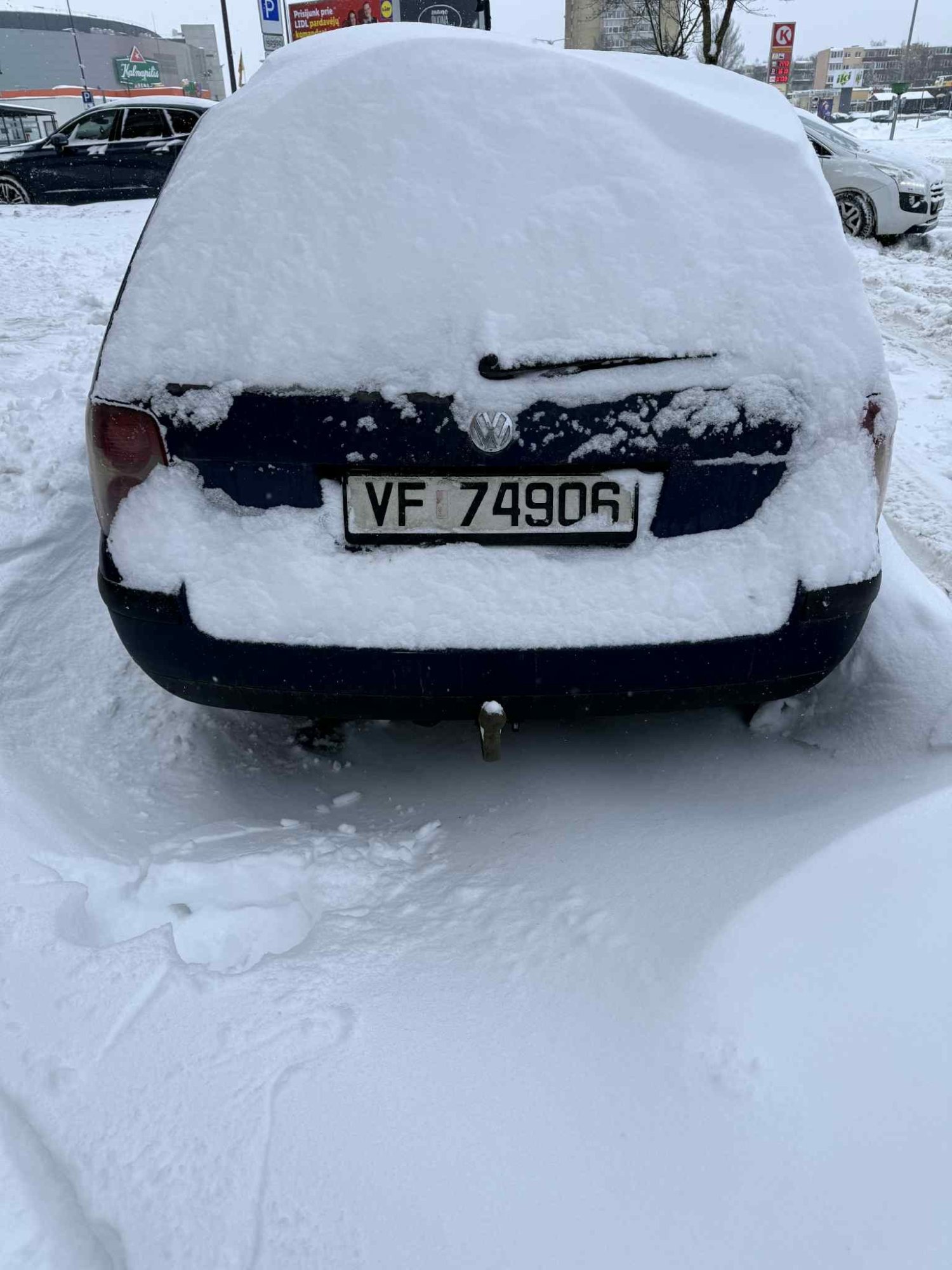 Numer rejestracyjny VF74906 posiada VOLKSWAGEN PASSAT TDI 4 MOTION