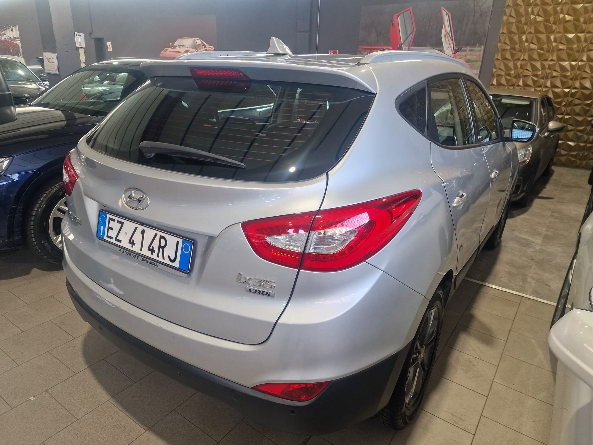 Numer rejestracyjny EZ414RJ posiada HYUNDAI ix35