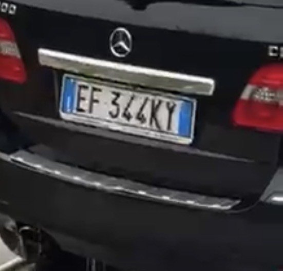 Numer rejestracyjny EF344KY posiada MERCEDES Classe B