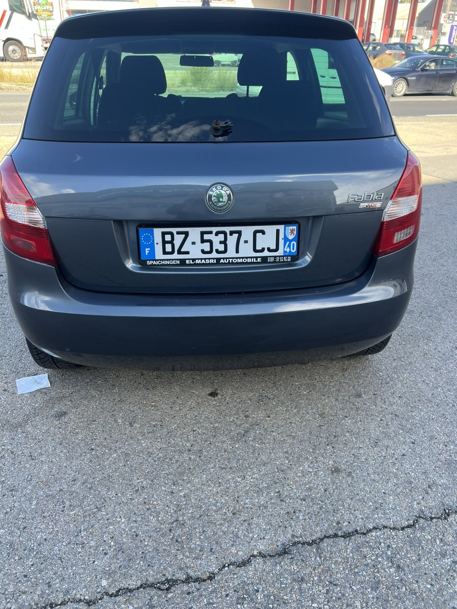 Numer rejestracyjny BZ537CJ posiada HONDA JAZZ