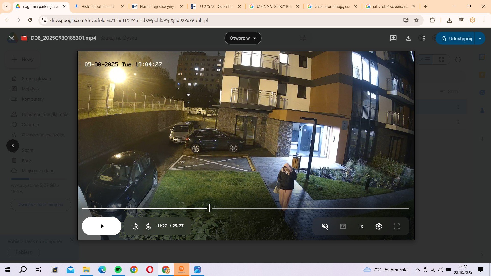 Numer rejestracyjny LU 27575 posiada FORD ESCORT 1.4 - LU27575