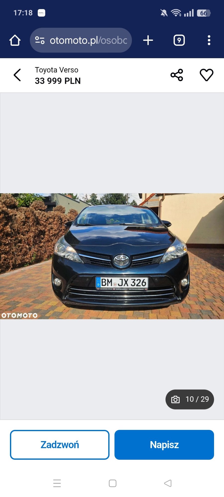 Numer rejestracyjny BMJX326 posiada Toyota Verso