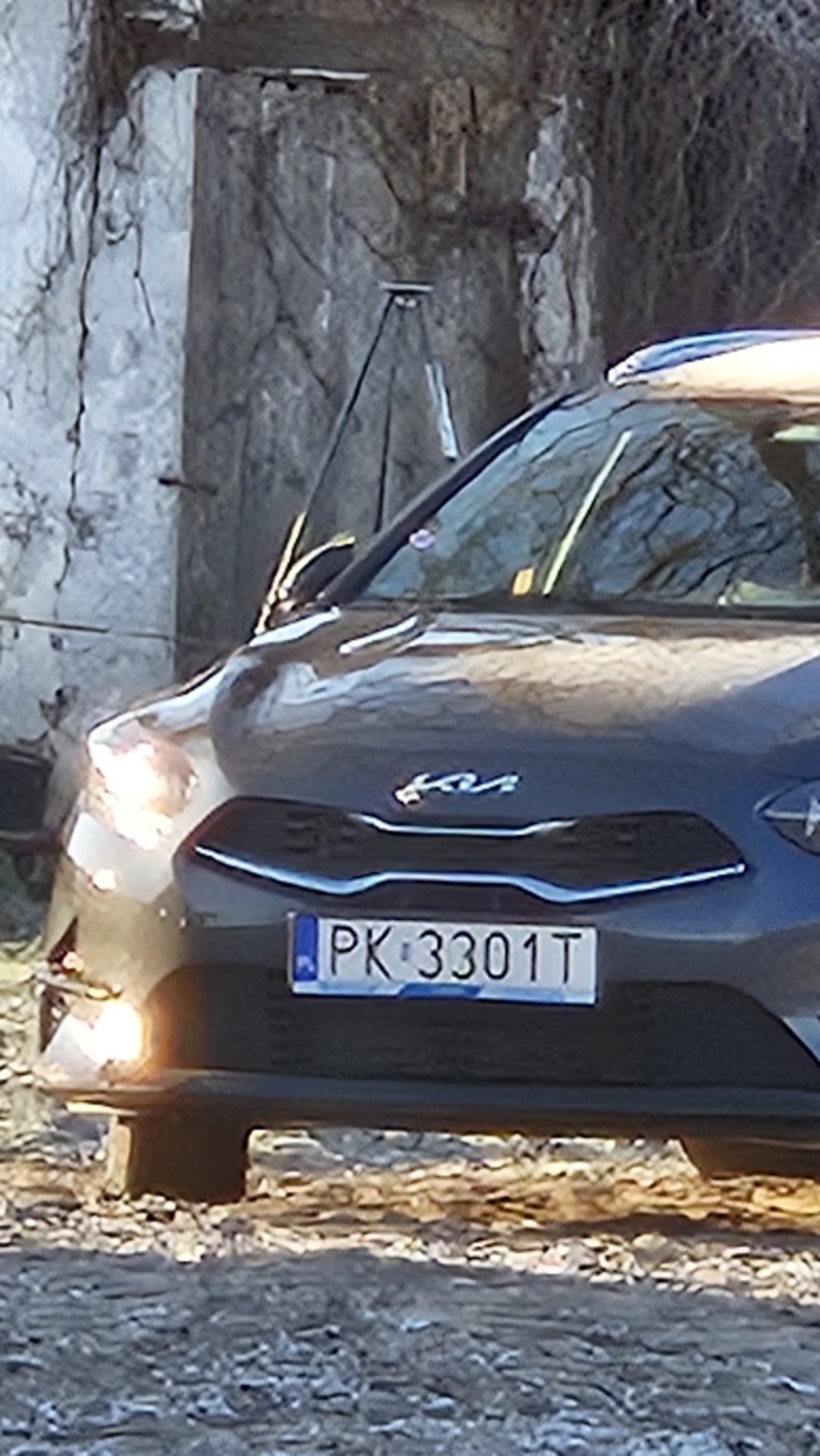 Numer rejestracyjny PK 3301T posiada KIA CEED - PK3301T