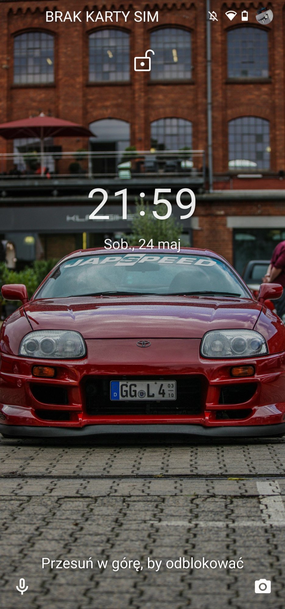 Numer rejestracyjny GGL4 posiada Toyota Supra