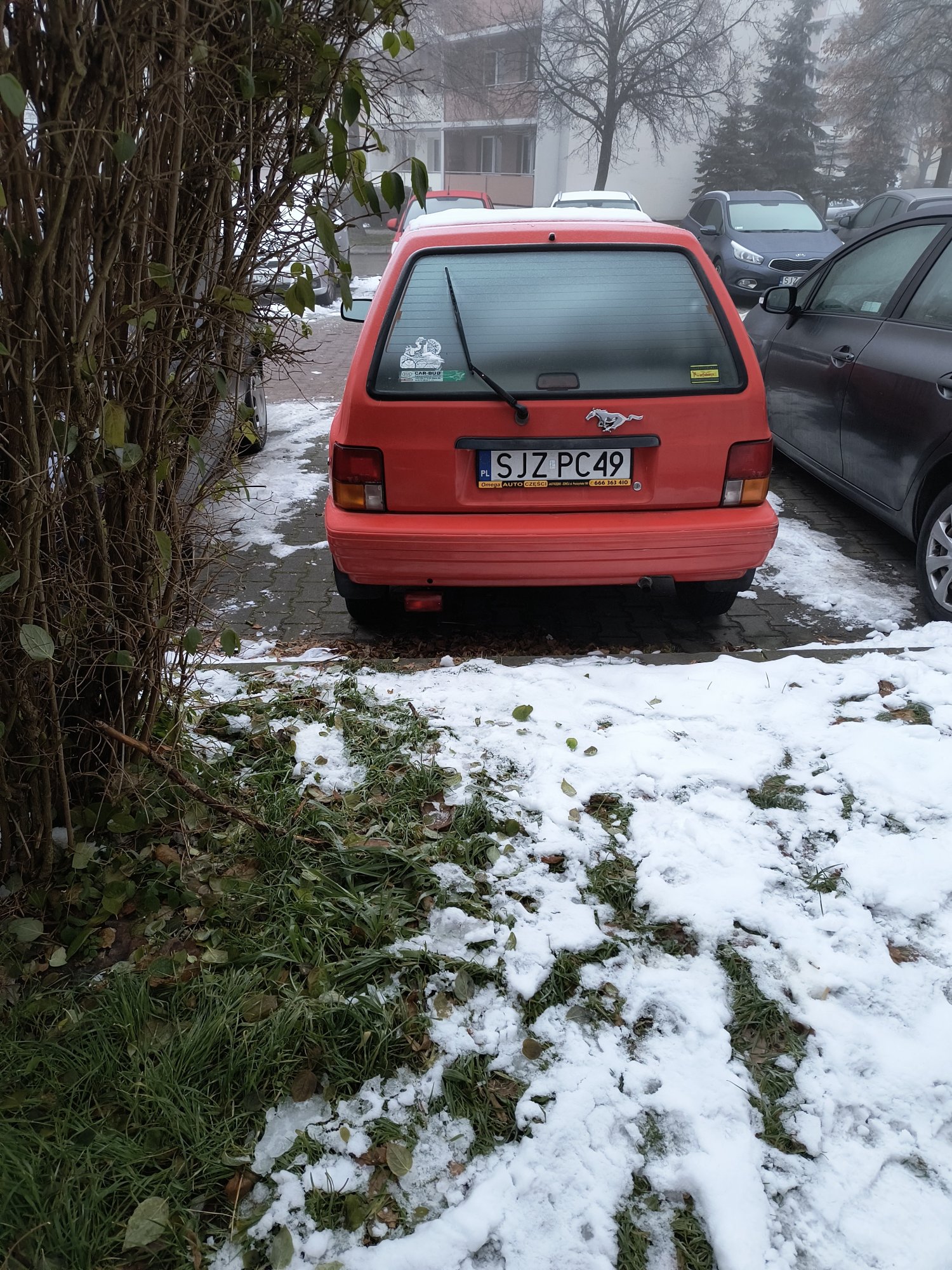 Numer rejestracyjny SJZ PC49 posiada KIA PRIDE 1.3 GLXI - SJZPC49