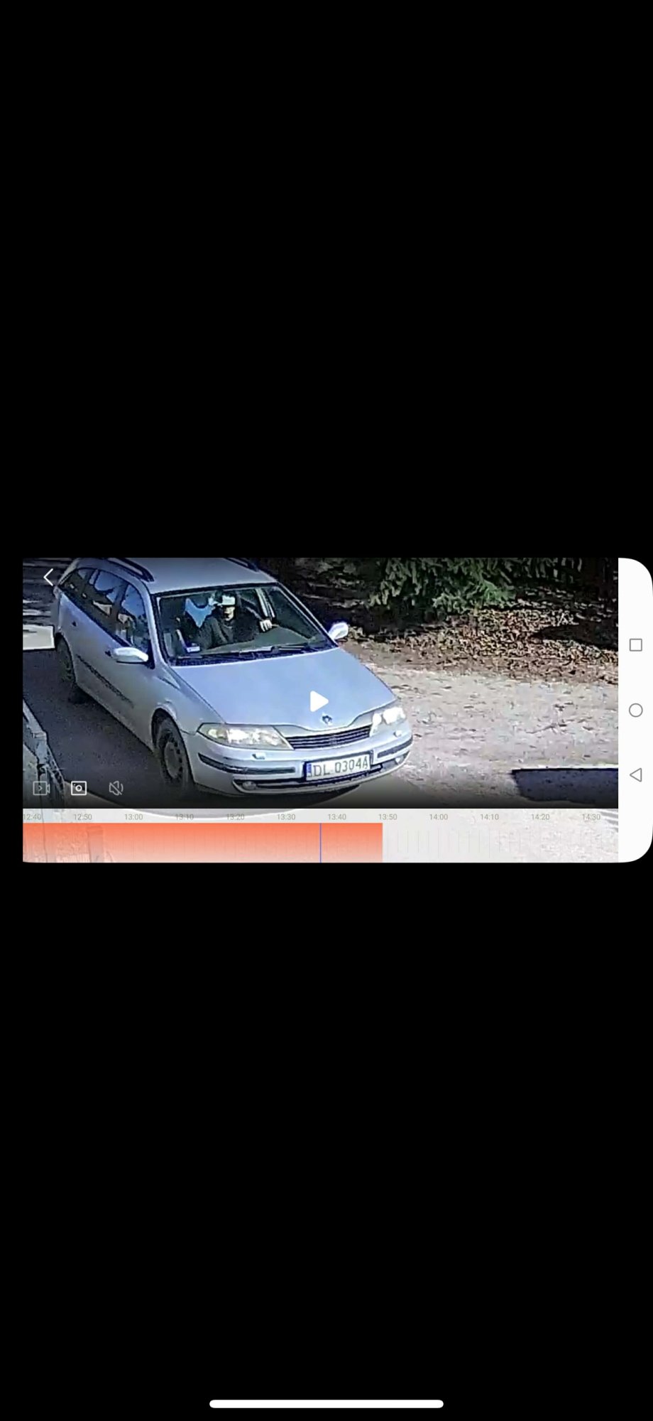 Numer rejestracyjny DL03044 posiada Renault Laguna