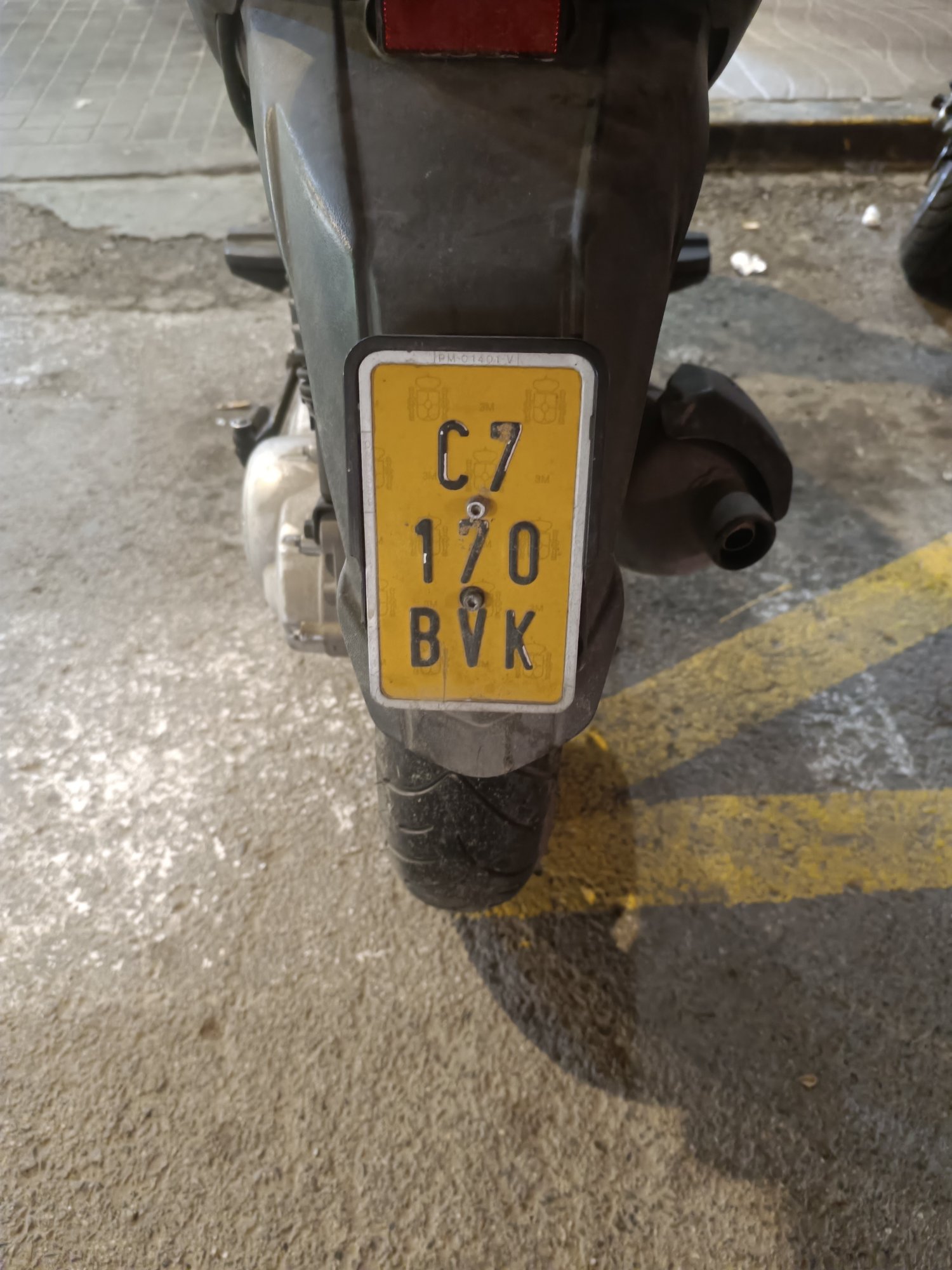 Numer rejestracyjny C7170BVK posiada APRILIA AMICO 50