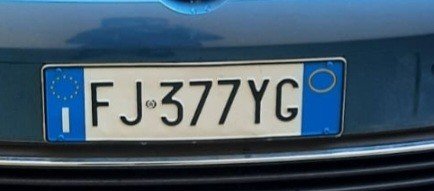 Numer rejestracyjny FJ377YG posiada VOLKSWAGEN Polo 5a serie