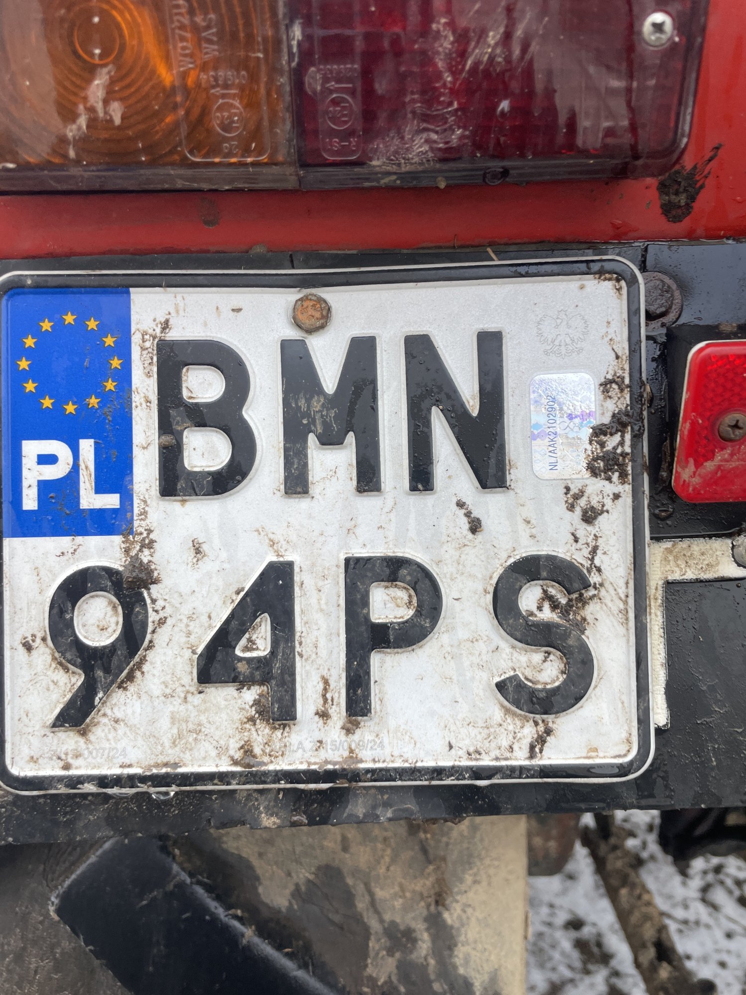 Numer rejestracyjny BMN 94PS posiada ZETOR 7245 - BMN94PS