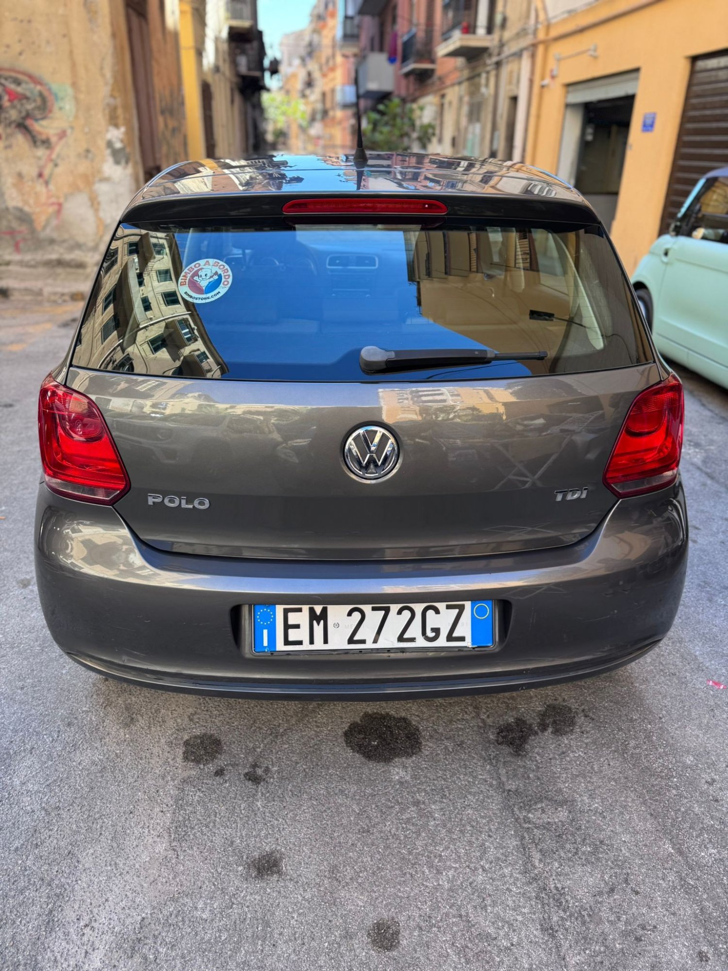 Numer rejestracyjny EM272GZ posiada VOLKSWAGEN POLO