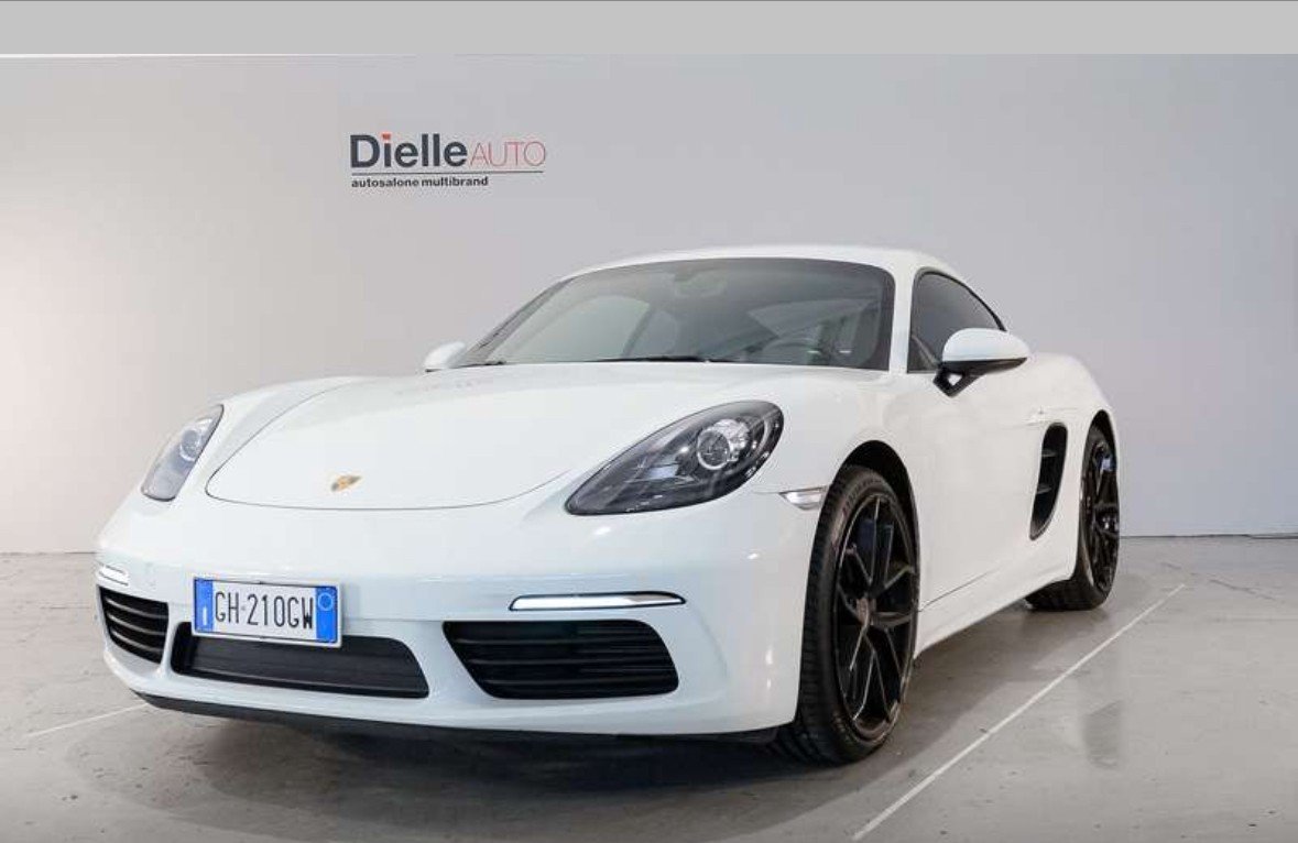 Numer rejestracyjny GH210GW posiada PORSCHE 718 Numer rejestracyjny GH210GW posiada PORSCHE 718