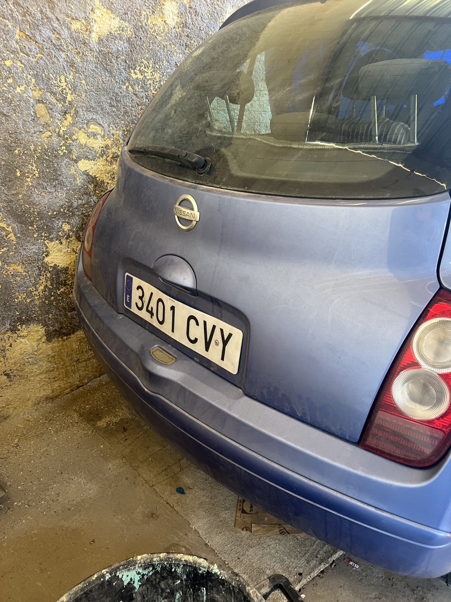 Numer rejestracyjny 3401CVY posiada NISSAN MICRA