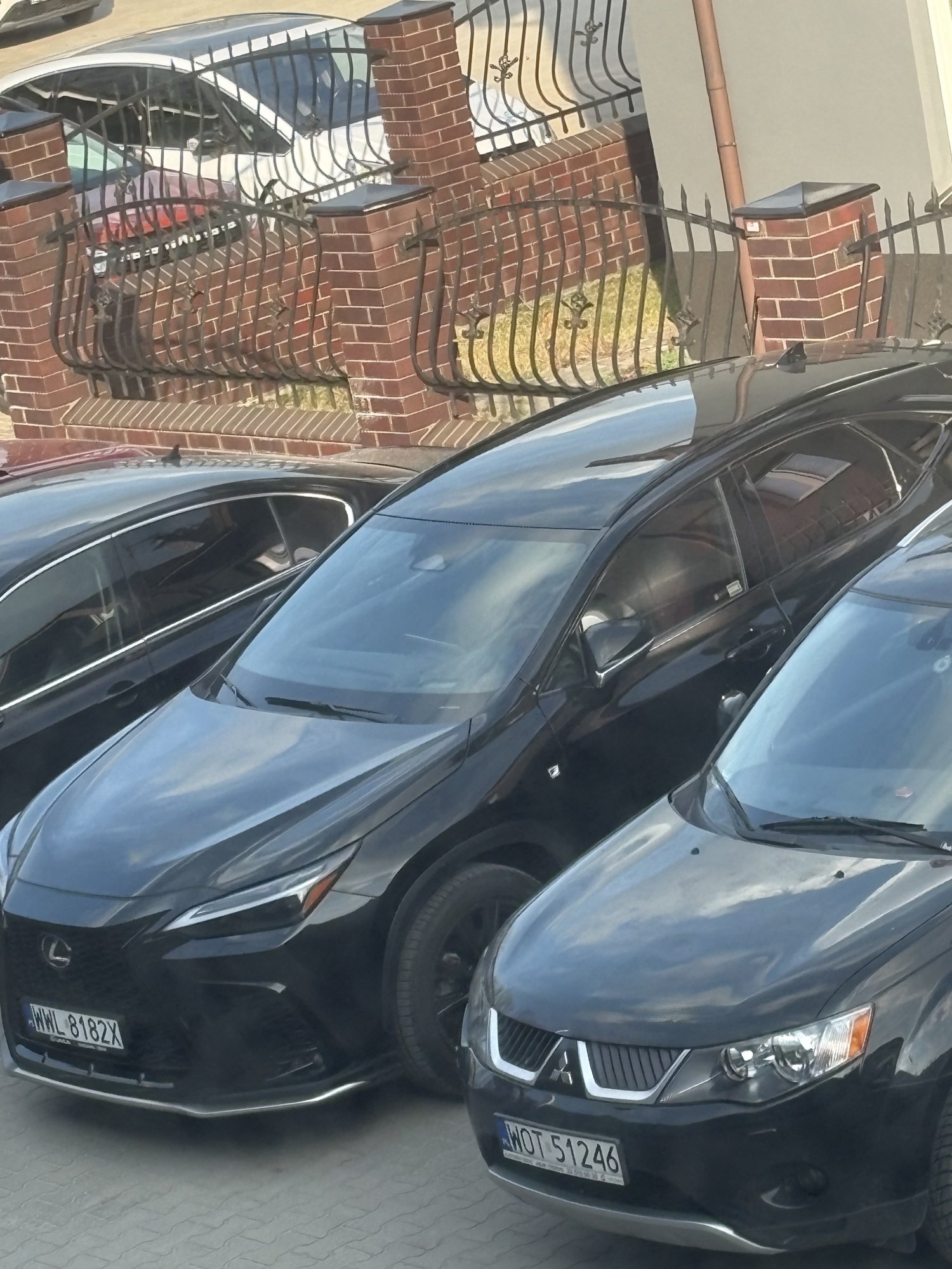 Numer rejestracyjny WWL 8182X posiada LEXUS UX 200 2.0 MR`23 E6d Prestige CVT - WWL8182X