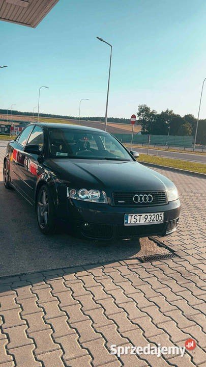 Numer rejestracyjny TST 93205 posiada AUDI A4 QUATTRO - TST93205