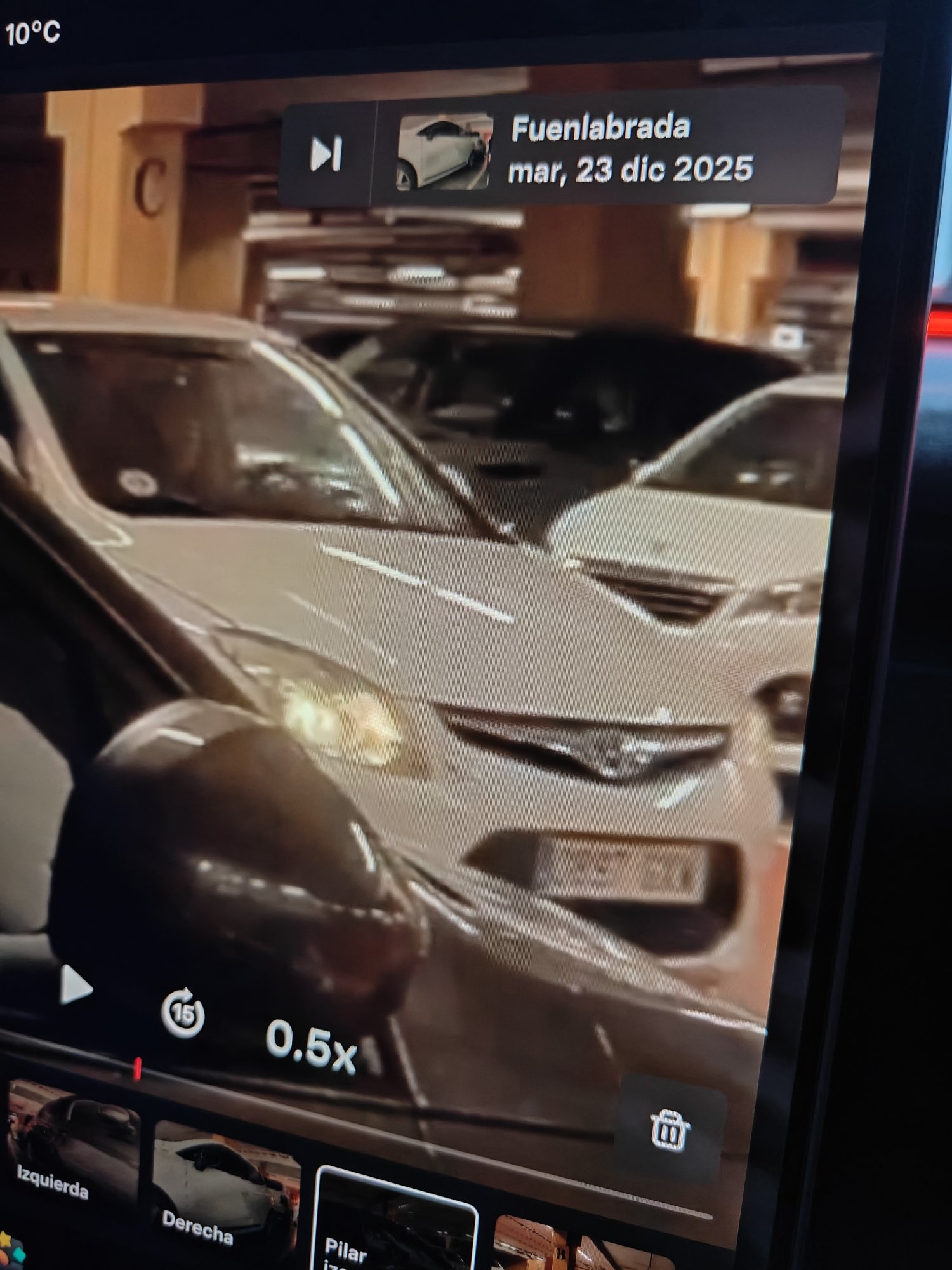 Numer rejestracyjny 3097GKM posiada RENAULT MIDLUM