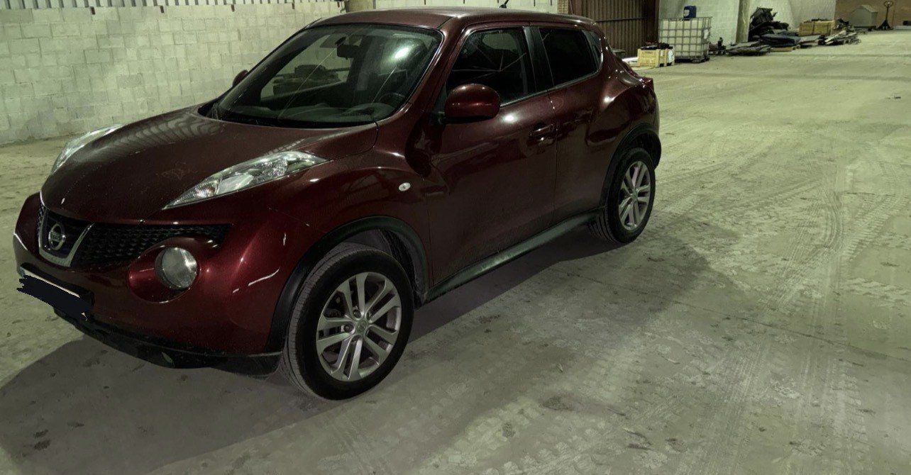 Numer rejestracyjny 3124HBF posiada NISSAN JUKE