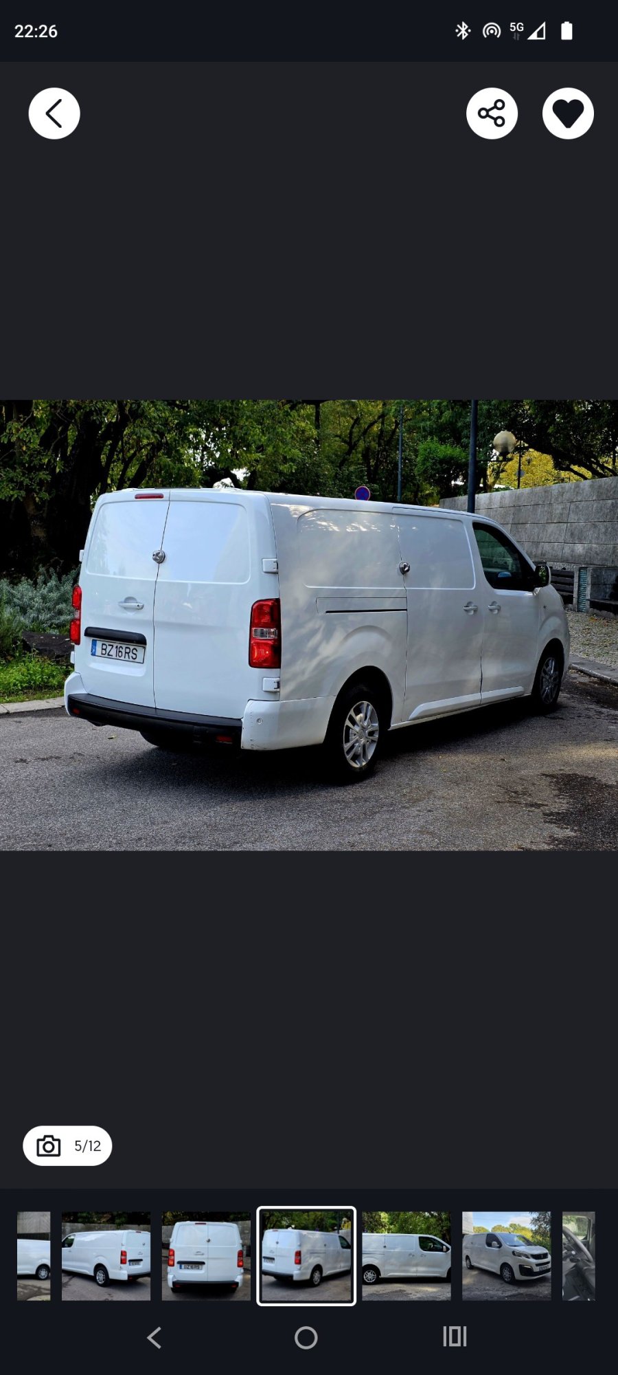 Numer rejestracyjny BZ16RS posiada Toyota Proace