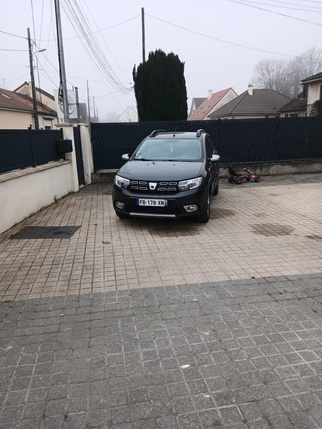 Numer rejestracyjny FB178XN posiada DACIA SANDERO Numer rejestracyjny FB178XN posiada DACIA SANDERO