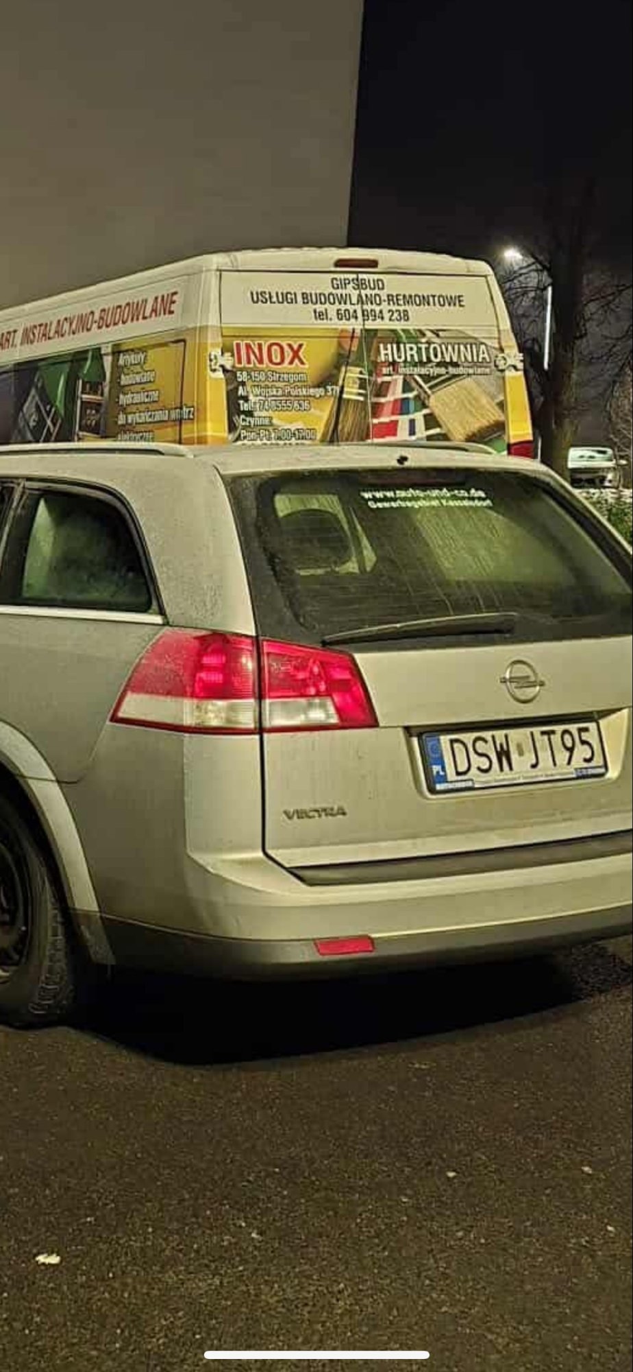 Parkmaster in einem Fahrzeug mit DSWJT95-Zahlen