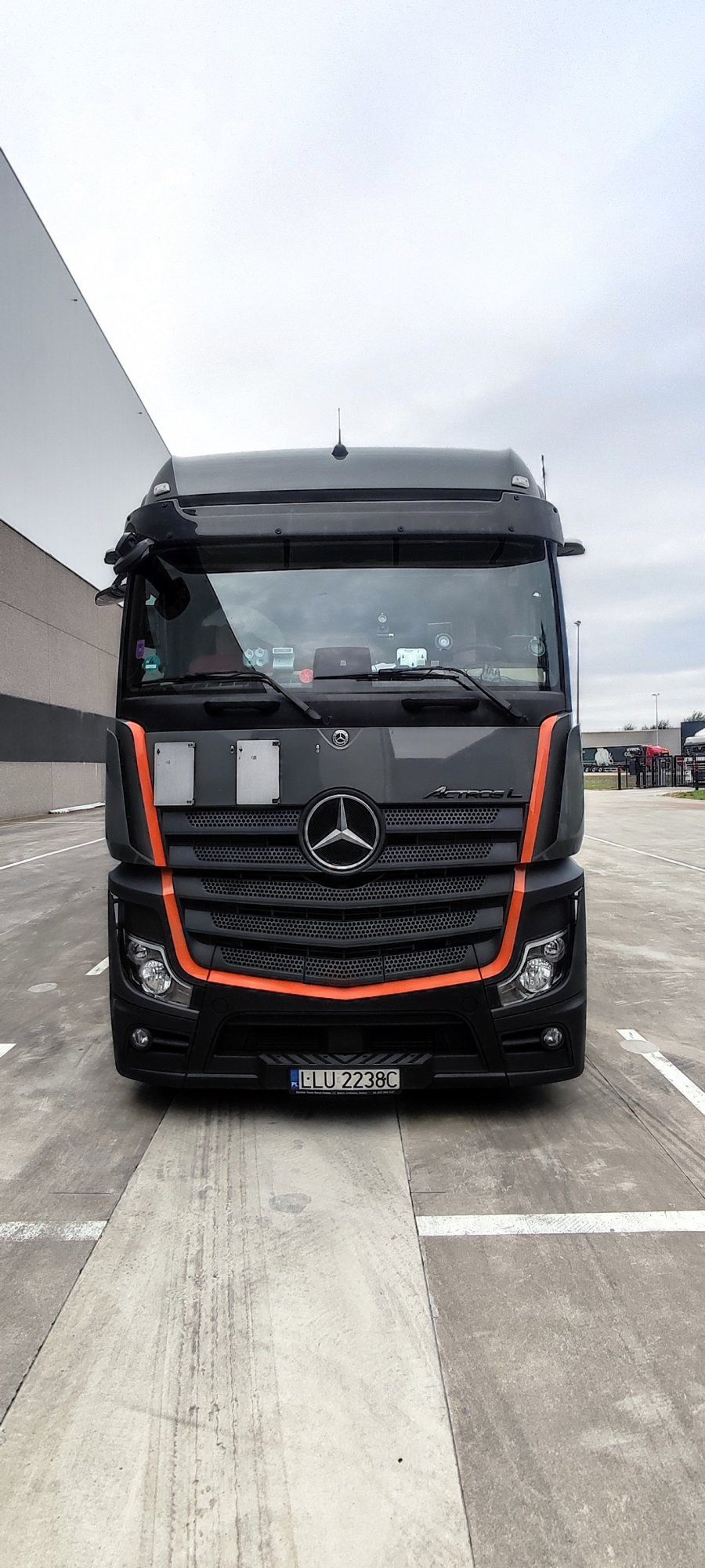 Numer rejestracyjny LLU 2238C posiada MERCEDES-BENZ ACTROS 963-4-A - LLU2238C Numer rejestracyjny LLU 2238C posiada MERCEDES-BENZ ACTROS 963-4-A - LLU2238C
