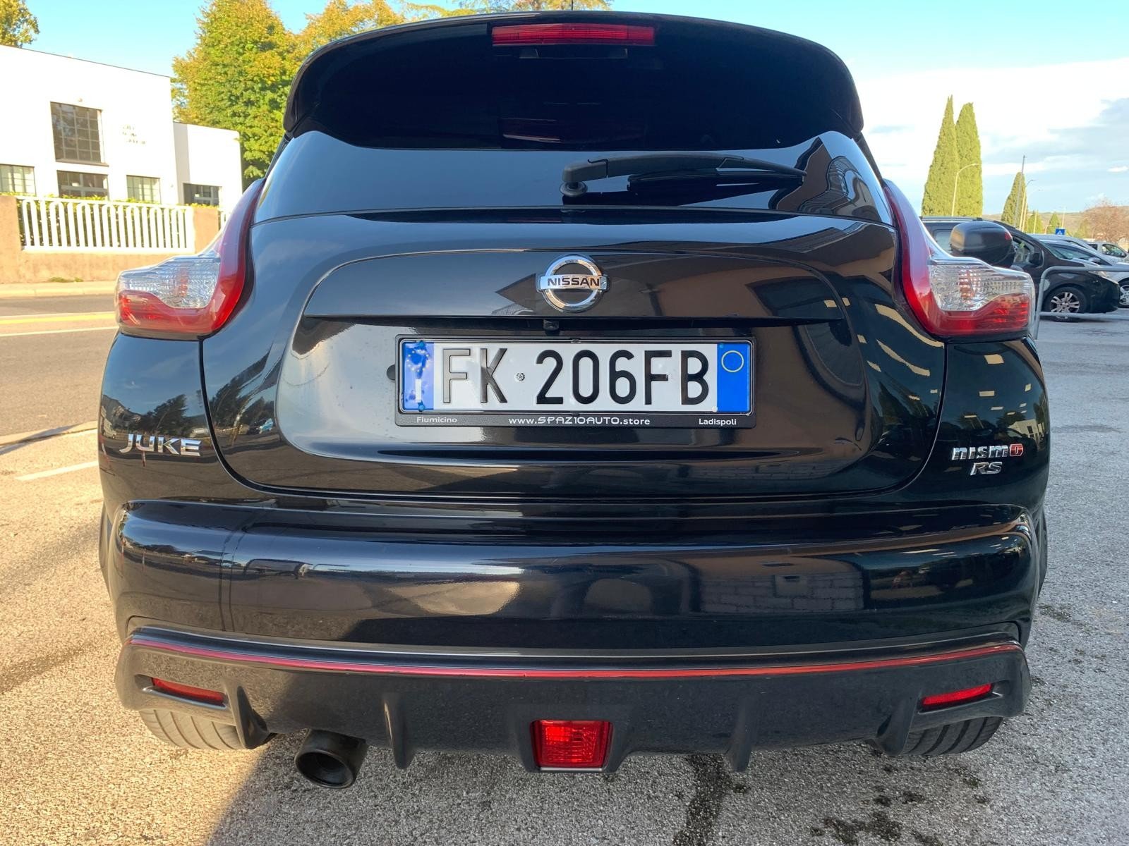 Numer rejestracyjny FK206FB posiada NISSAN Juke 1a serie