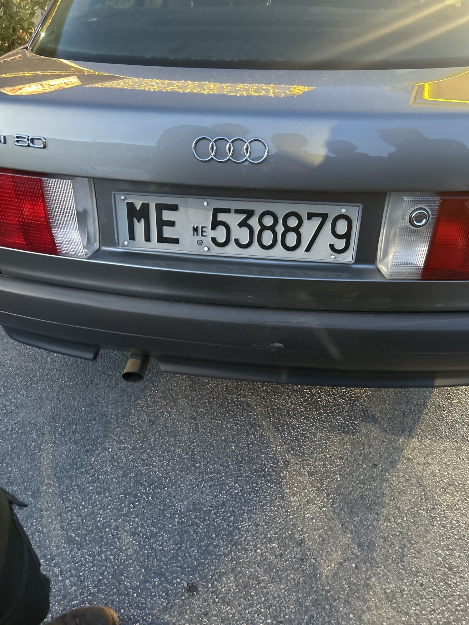 Numer rejestracyjny ME538879 posiada Audi 80