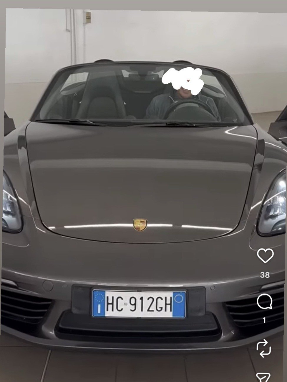 Numer rejestracyjny HC912GH posiada PORSCHE 718