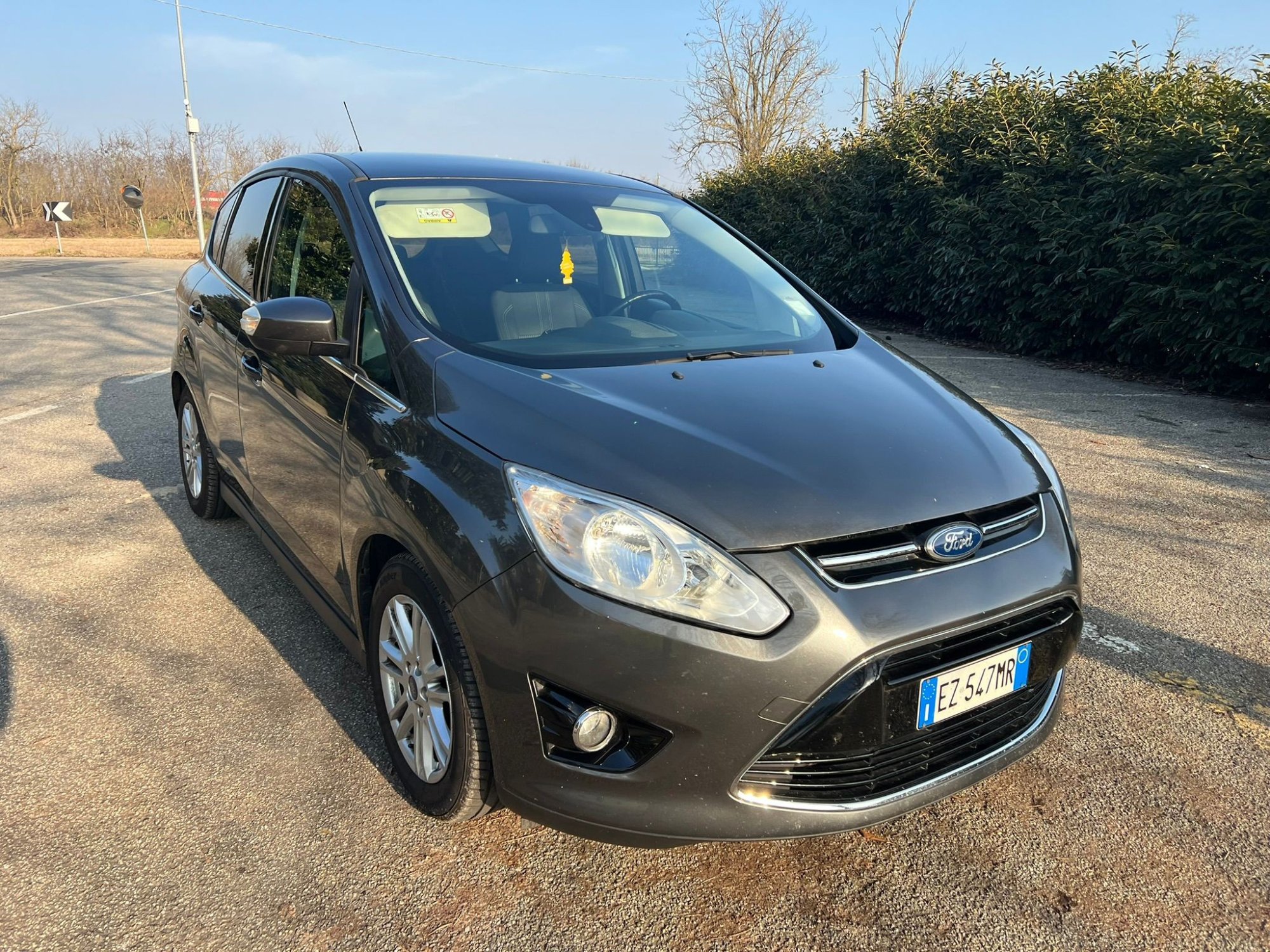 Numer rejestracyjny EZ547MR posiada FORD C-Max 2a serie