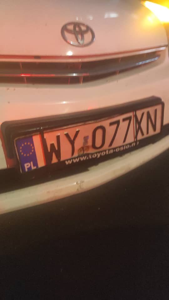 Numer rejestracyjny WY 077XN posiada TOYOTA PRIUS - WY077XN